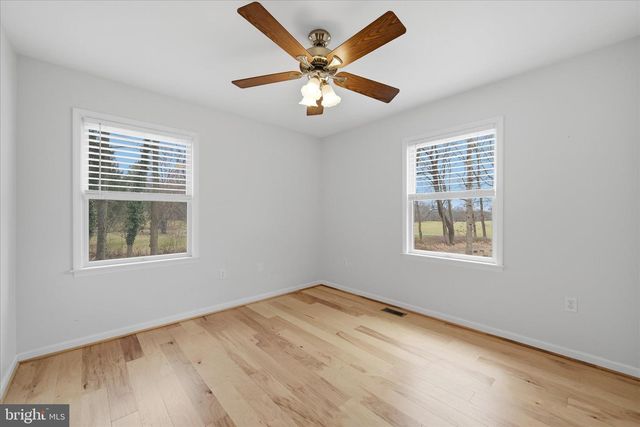 845 WHITMER RD, Shenandoah Junction, WV 25442