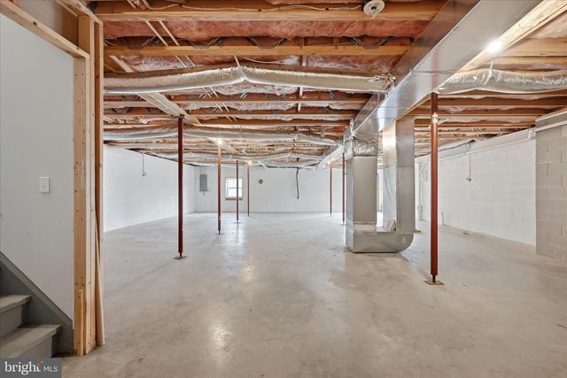 845 WHITMER RD, Shenandoah Junction, WV 25442