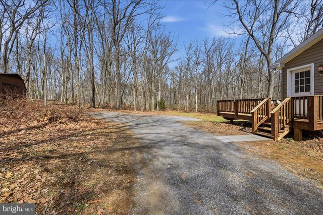 845 WHITMER RD, Shenandoah Junction, WV 25442