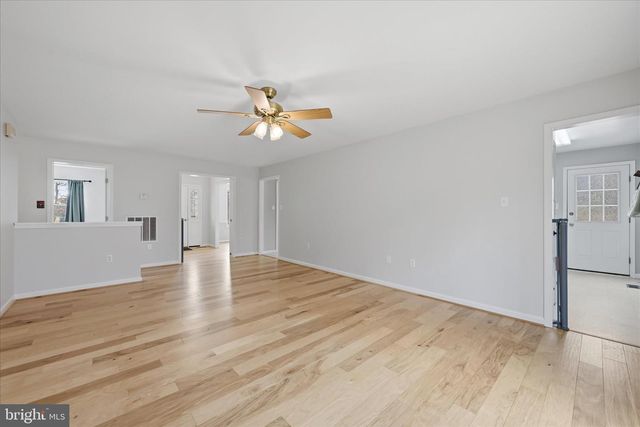 845 WHITMER RD, Shenandoah Junction, WV 25442