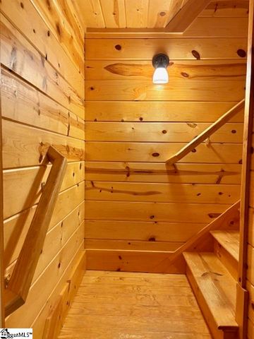 17 River Rock Court, Cleveland, SC 29635