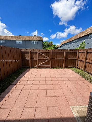 4601 NW 9th Drive 4601, Plantation, FL 33317