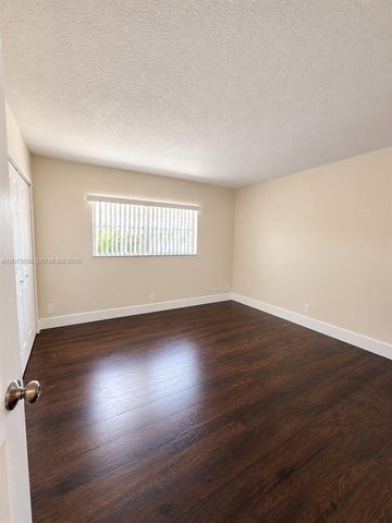 4601 NW 9th Drive 4601, Plantation, FL 33317