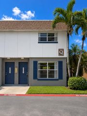 4601 NW 9th Drive 4601, Plantation, FL 33317