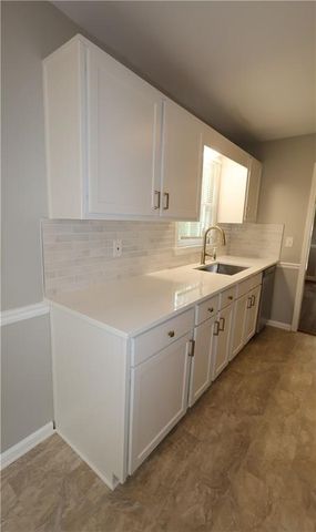 1359 Oakengate Drive, Stone Mountain, GA 30083