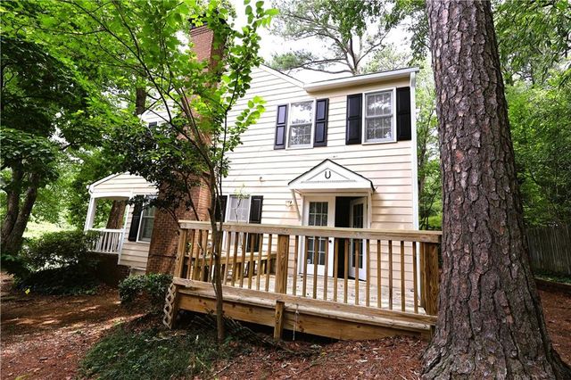 1359 Oakengate Drive, Stone Mountain, GA 30083