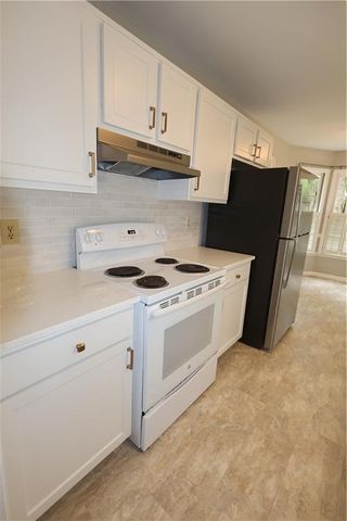 1359 Oakengate Drive, Stone Mountain, GA 30083
