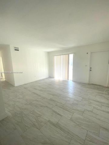 1511 NE 42nd Street, Pompano Beach, FL 33064