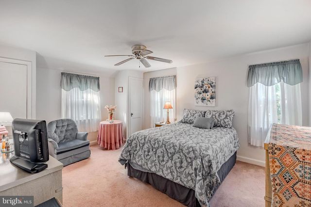 2605 WOODLEIGH RD, Havertown, PA 19083