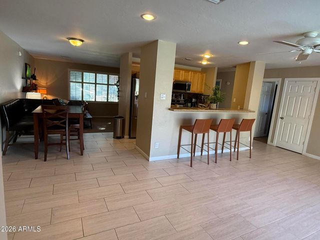 6756 S Oak Street, Tempe, AZ 85283