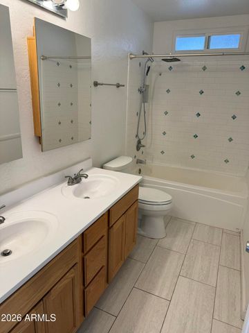 6756 S Oak Street, Tempe, AZ 85283