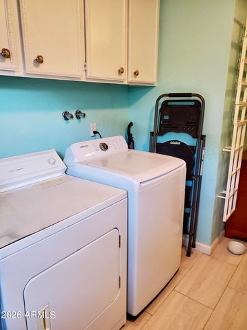 6756 S Oak Street, Tempe, AZ 85283