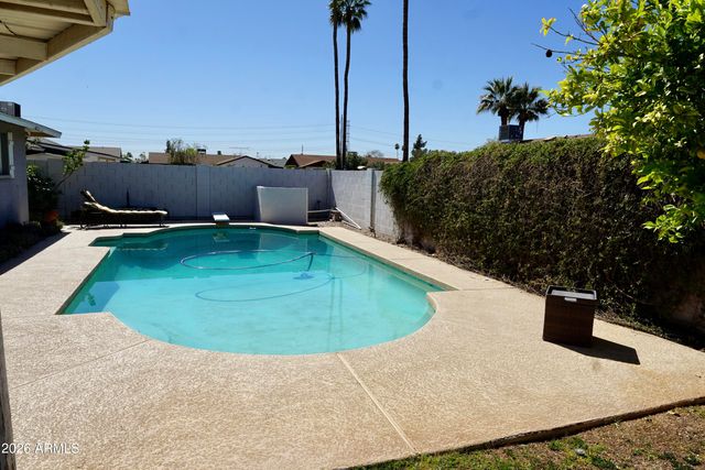 6756 S Oak Street, Tempe, AZ 85283