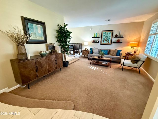 6756 S Oak Street, Tempe, AZ 85283