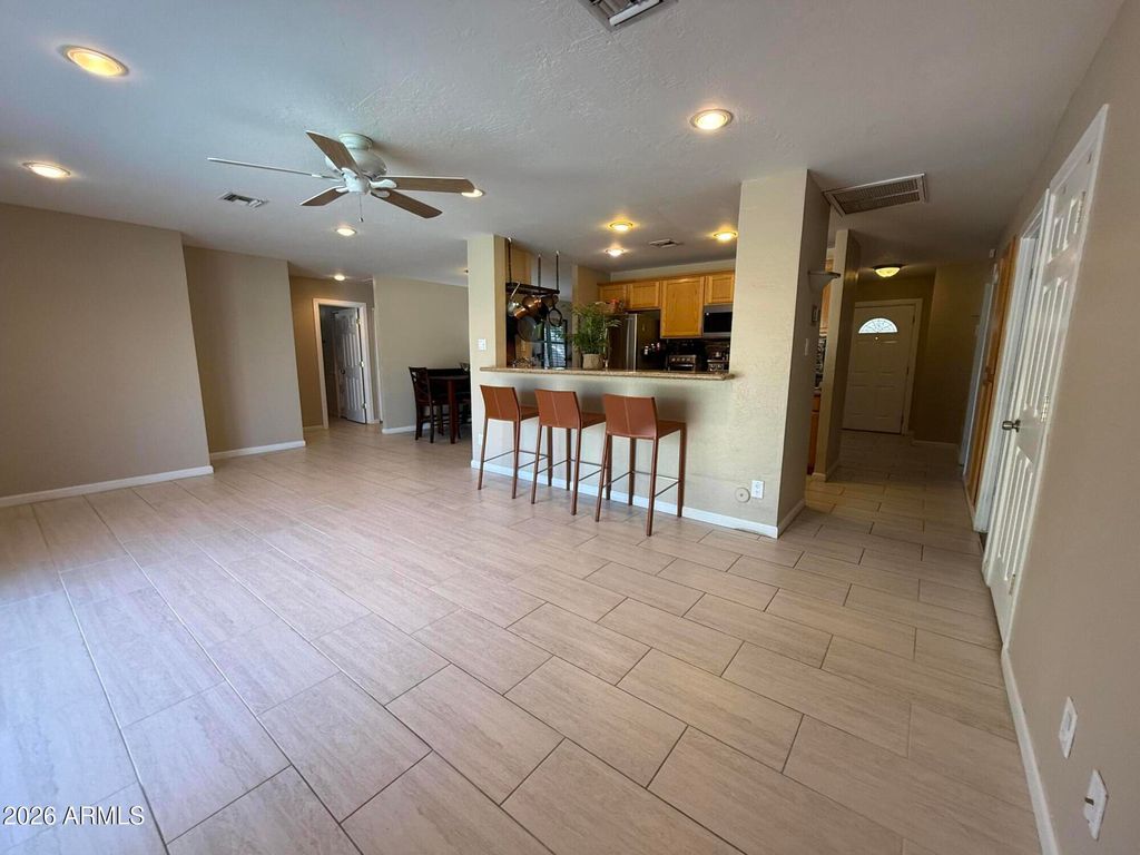 Image 13 of property listing at 6756 S Oak Street, Tempe, AZ 85283