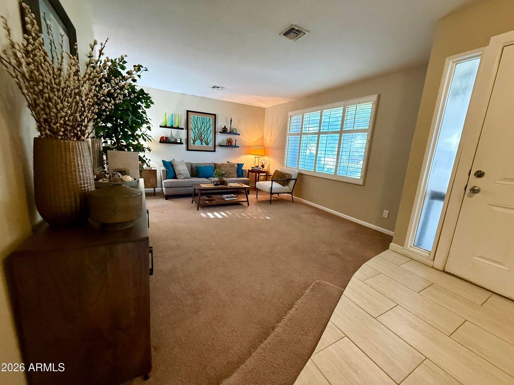 Image 8 of property listing at 6756 S Oak Street, Tempe, AZ 85283