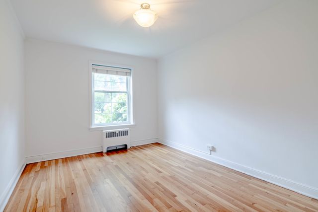 506 Bonnie Brae Place 1G, River Forest, IL 60305