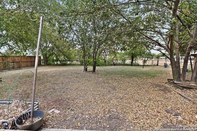 10922 Wayward Dr, San Antonio, TX 78217