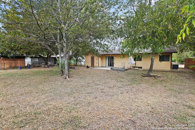 10922 Wayward Dr, San Antonio, TX 78217