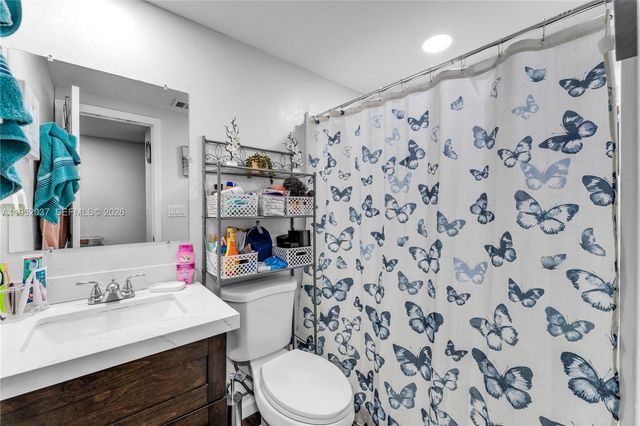 12716 SW 224th St, Miami, FL 33170