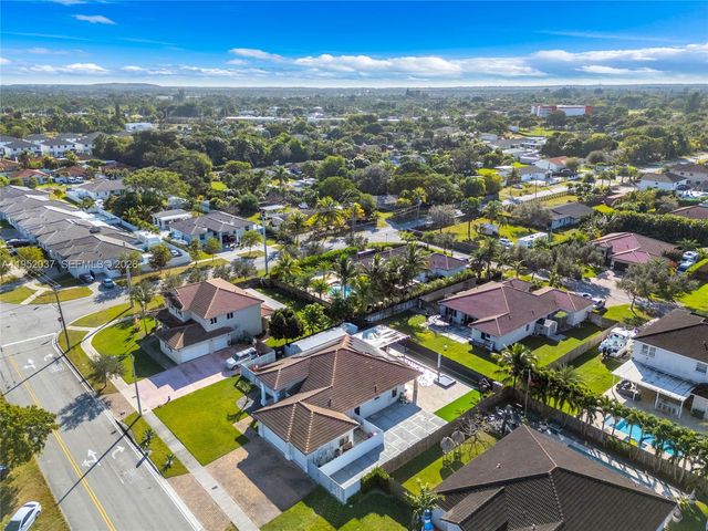 12716 SW 224th St, Miami, FL 33170