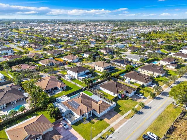 12716 SW 224th St, Miami, FL 33170