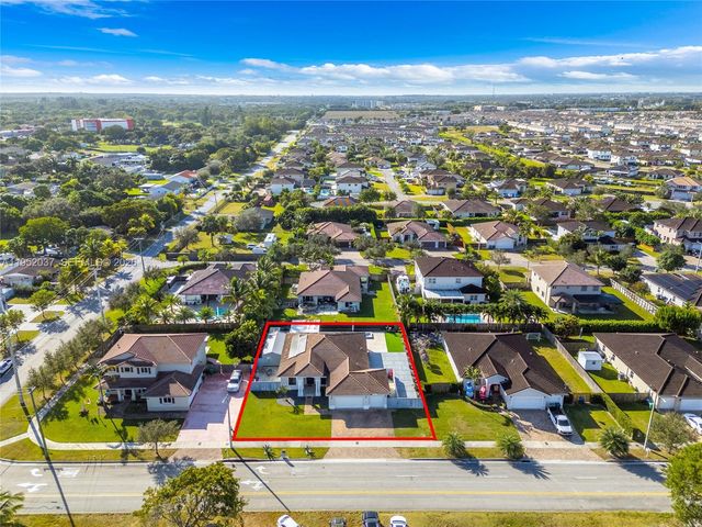 12716 SW 224th St, Miami, FL 33170