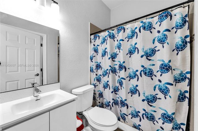 12716 SW 224th St, Miami, FL 33170