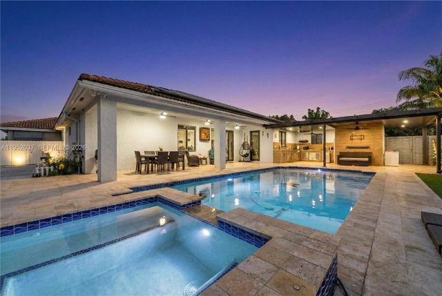 12716 SW 224th St, Miami, FL 33170