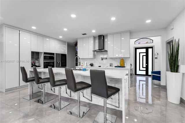 12716 SW 224th St, Miami, FL 33170