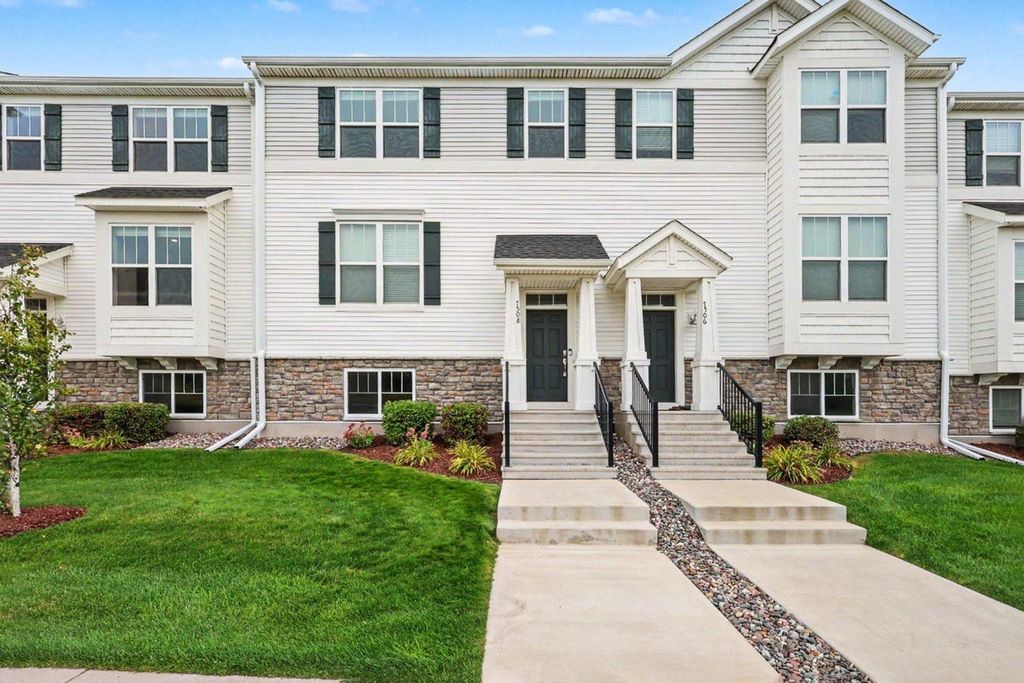 7508 38th Street N, Oakdale, MN 55128 — exterior