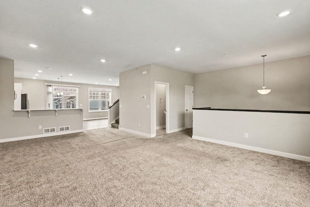 7508 38th Street N, Oakdale, MN 55128 — photo 5