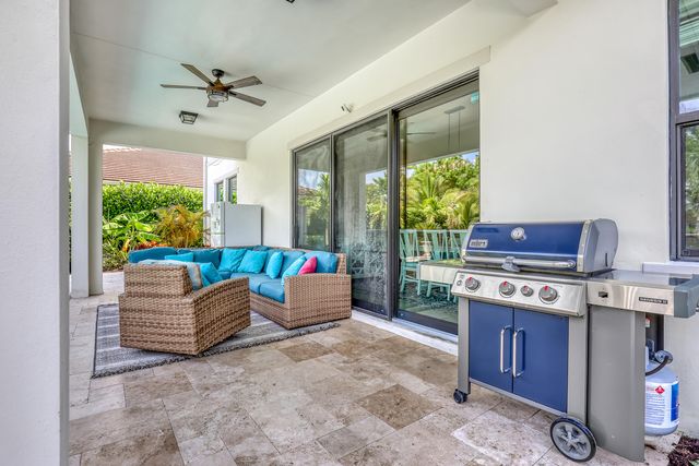 1047 Ember Ridge Run, Loxahatchee, FL 33470