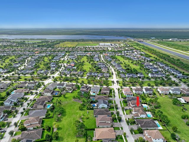 1047 Ember Ridge Run, Loxahatchee, FL 33470