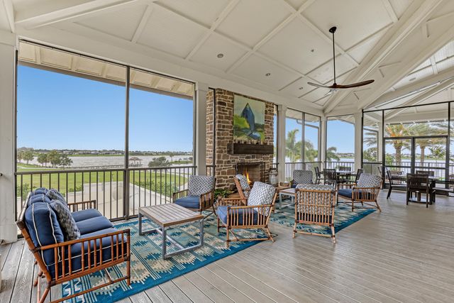 1047 Ember Ridge Run, Loxahatchee, FL 33470