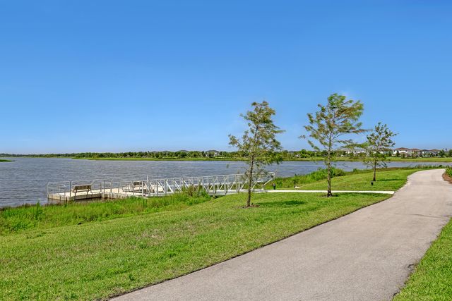 1047 Ember Ridge Run, Loxahatchee, FL 33470