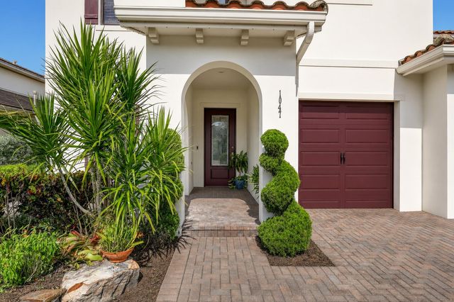 1047 Ember Ridge Run, Loxahatchee, FL 33470