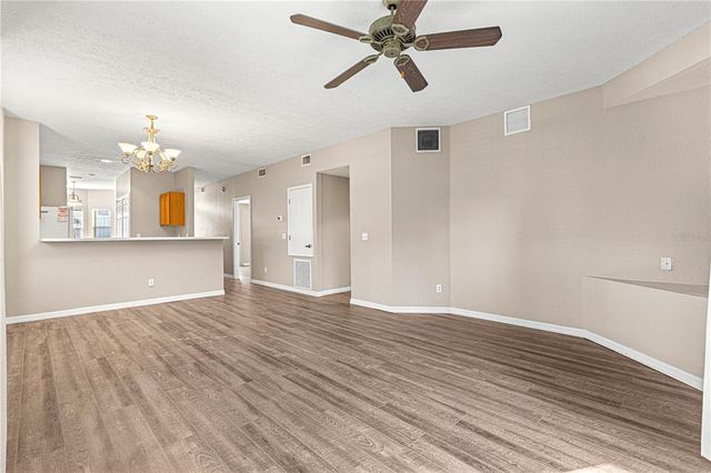 231 NE 28TH AVENUE 301, Ocala, FL 34470