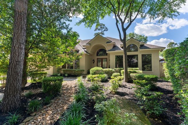 326 S Silvershire Circle, The Woodlands, TX 77381
