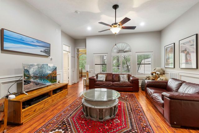 326 S Silvershire Circle, The Woodlands, TX 77381