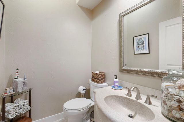 326 S Silvershire Circle, The Woodlands, TX 77381