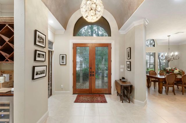 326 S Silvershire Circle, The Woodlands, TX 77381