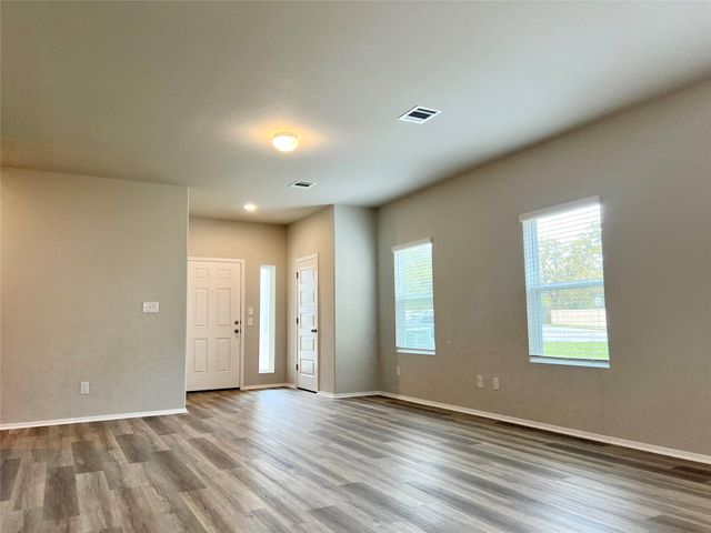 13 Bent Trail LN, Georgetown, TX 78628