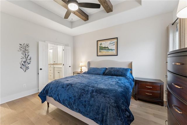 792 NE Algonquin Street, Lee's Summit, MO 64064