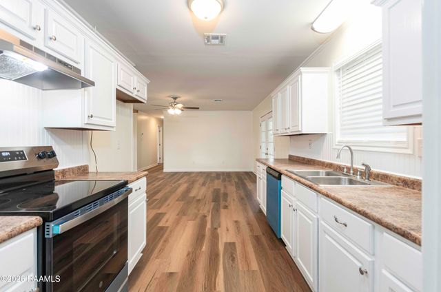 209 Driftwood Drive, Lafayette, LA 70503