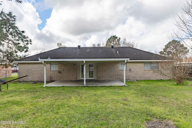 209 Driftwood Drive, Lafayette, LA 70503