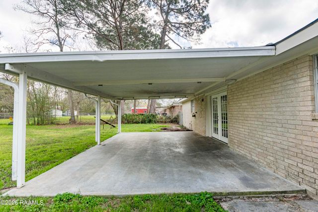 209 Driftwood Drive, Lafayette, LA 70503