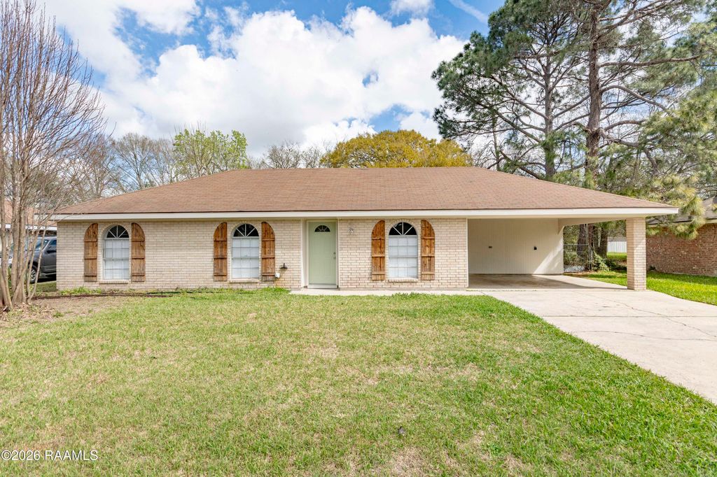 209 Driftwood Drive, Lafayette, LA 70503