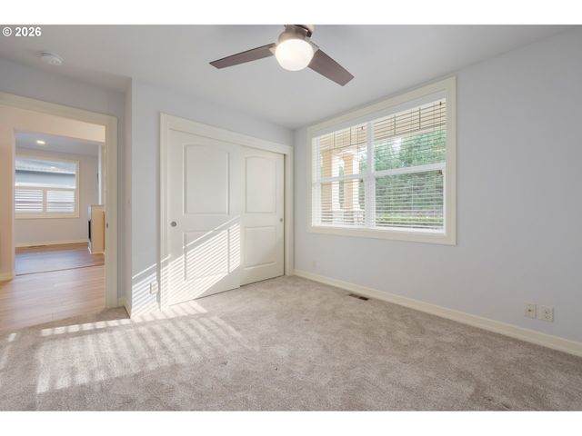 3488 RIVER HEIGHTS Dr, Springfield, OR 97477