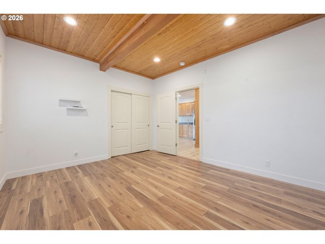 3488 RIVER HEIGHTS Dr, Springfield, OR 97477